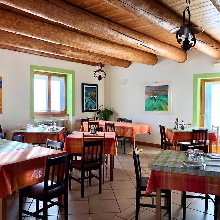 Agriturismo Cavria Castione Andevenno Dış mekan fotoğraf